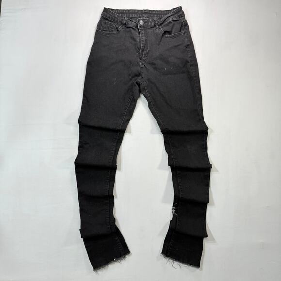 Black SHEIN Stacked Jeans Size 6, paint stain pictured - Picture 1 of 6